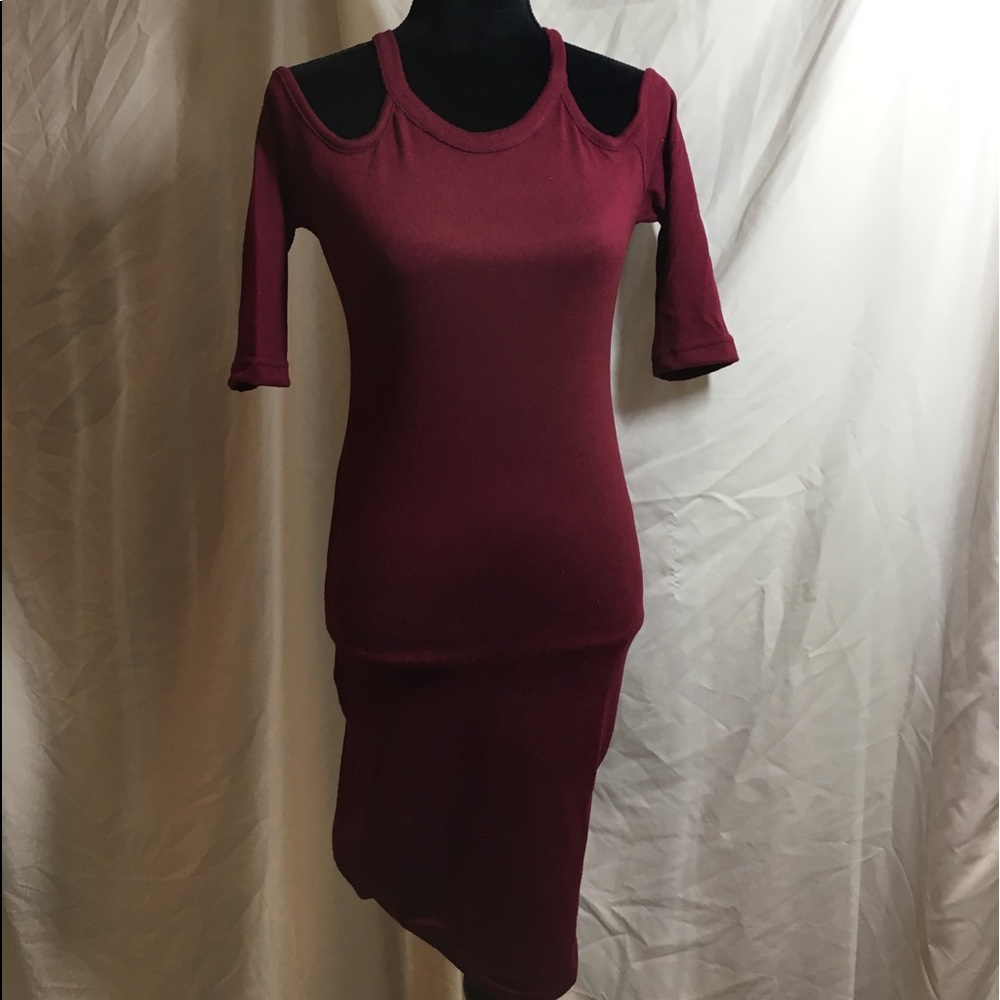 Maroon/Burgundy Cold Shoulder Dress
